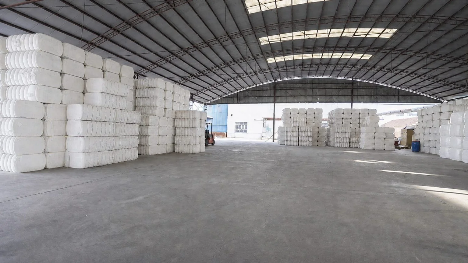Absorbent cotton material bales in the WJ Cotton warehouse